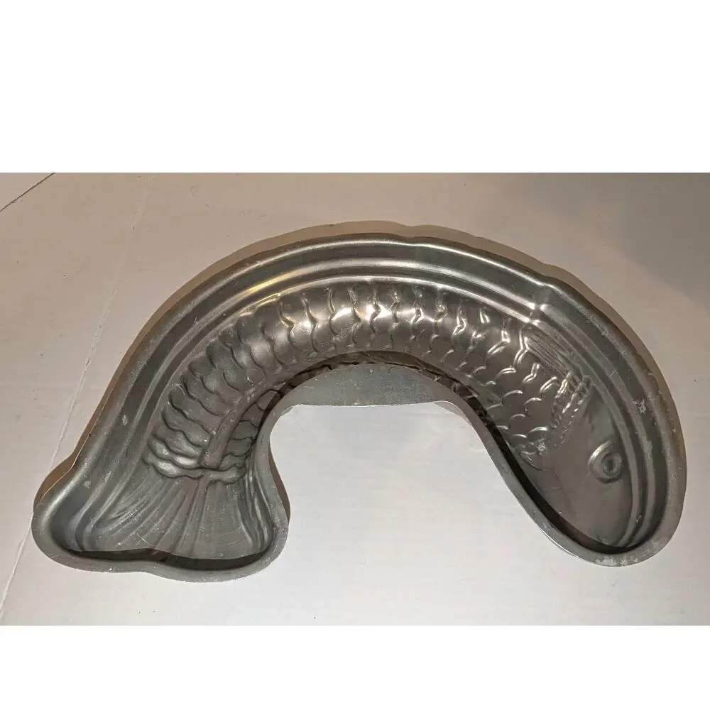 Vintage Mirro Aluminum Fish Mold 725M 12 Inch